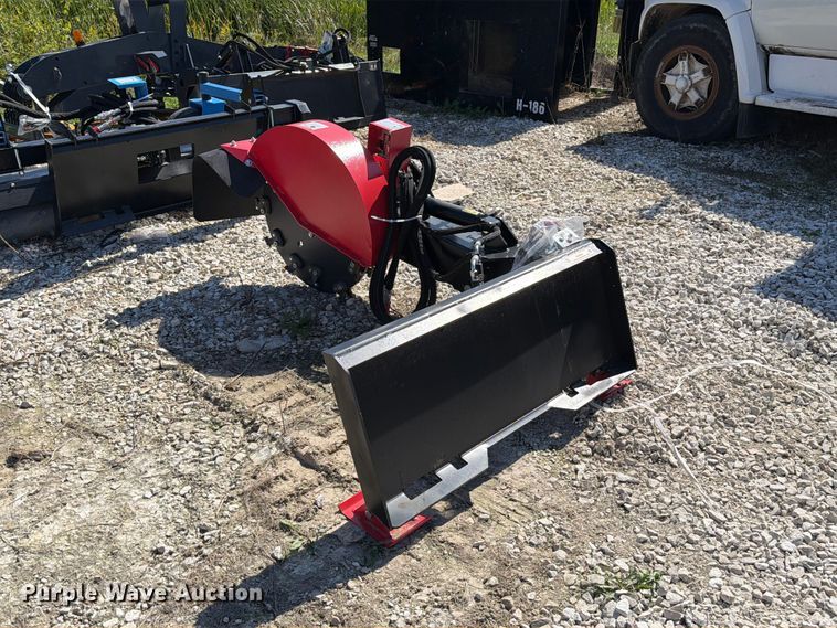 image for item DZ4903 Raytree RMSG29 skid steer stump grinder