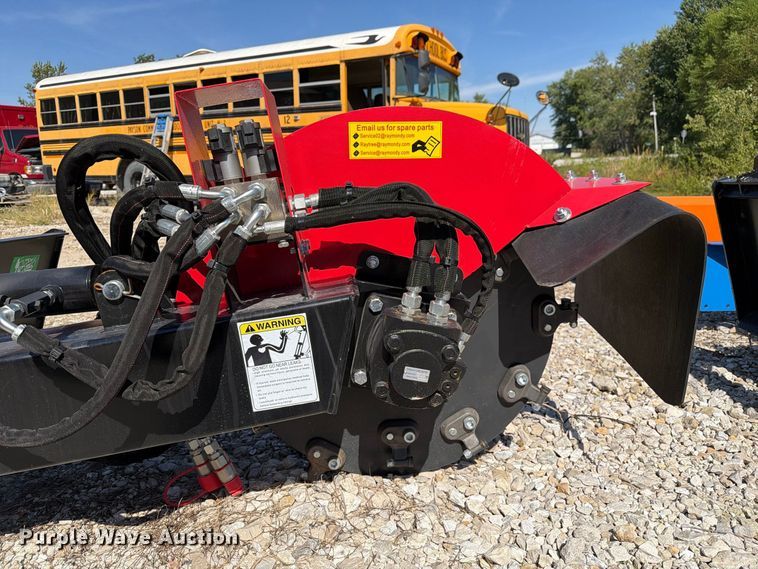image for item DZ4903 Raytree RMSG29 skid steer stump grinder