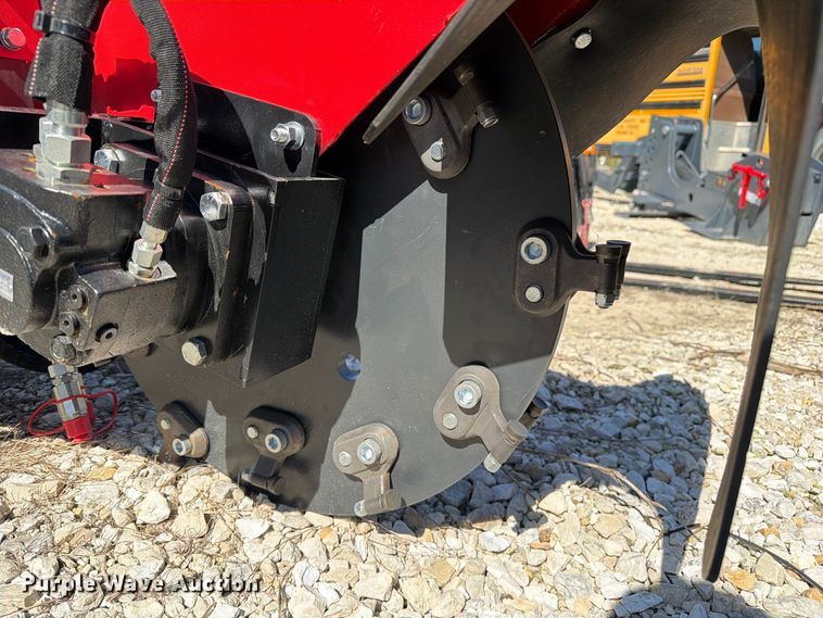 image for item DZ4903 Raytree RMSG29 skid steer stump grinder