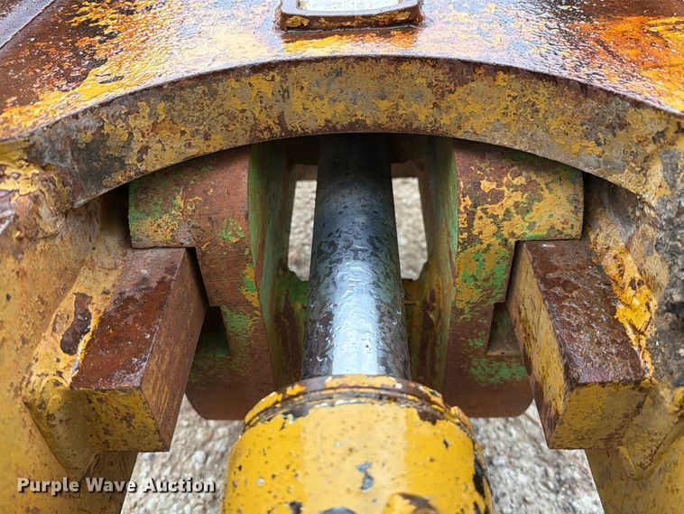 image for item DZ4928 Geith quick coupler