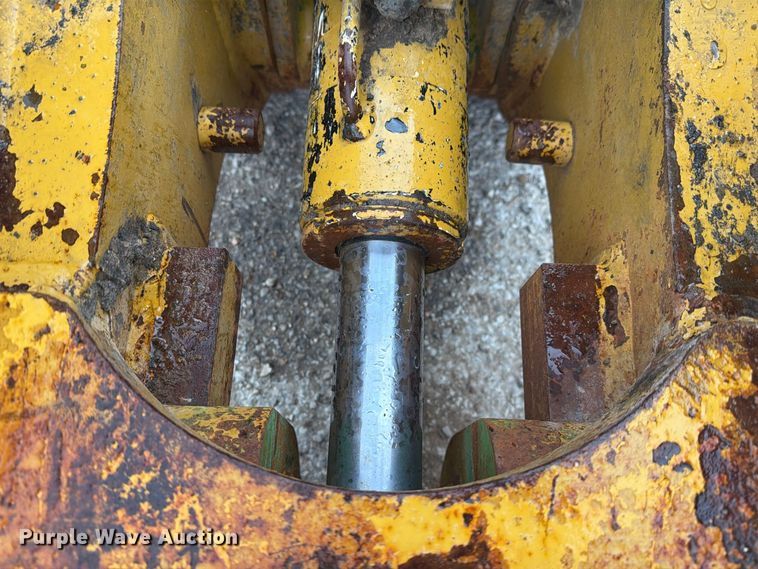 image for item DZ4928 Geith quick coupler