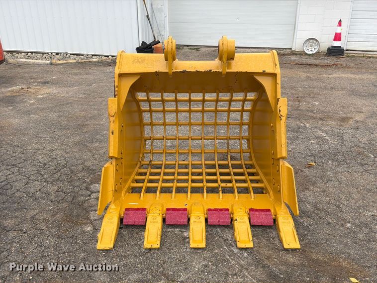 image for item DZ4929 Hardox BKT32048SKEL excavator rock bucket