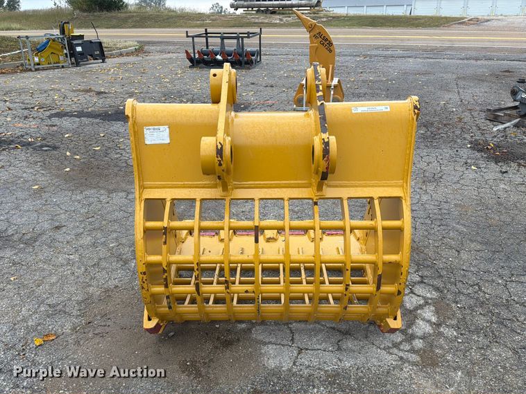 image for item DZ4929 Hardox BKT32048SKEL excavator rock bucket