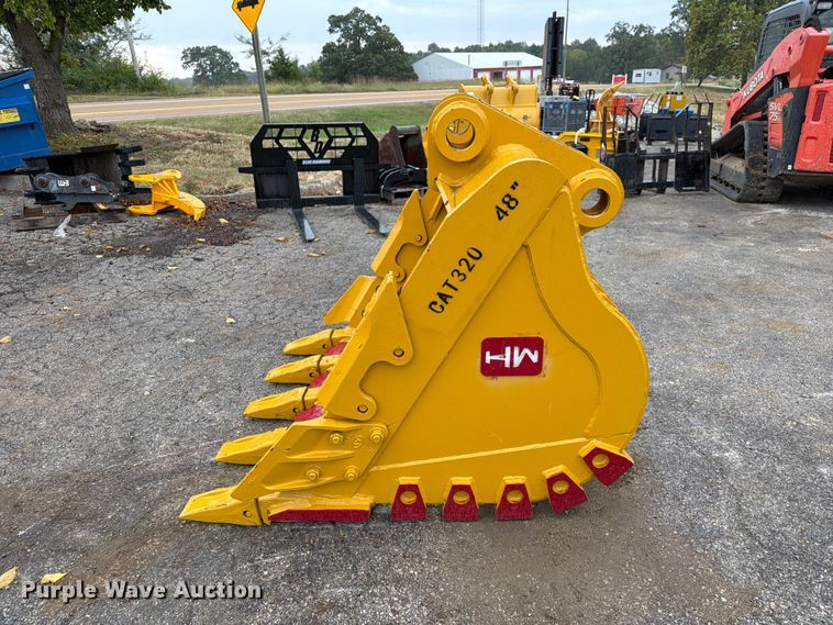 image for item DZ4929 Hardox BKT32048SKEL excavator rock bucket