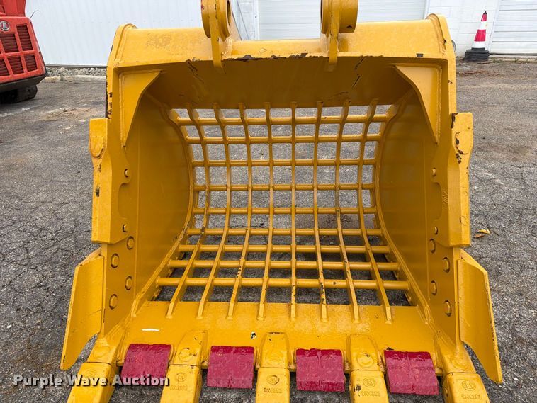 image for item DZ4929 Hardox BKT32048SKEL excavator rock bucket