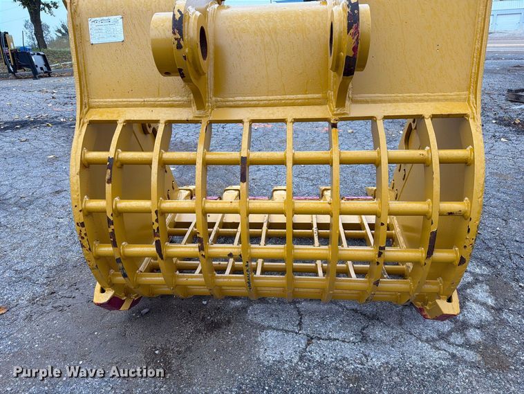 image for item DZ4929 Hardox BKT32048SKEL excavator rock bucket