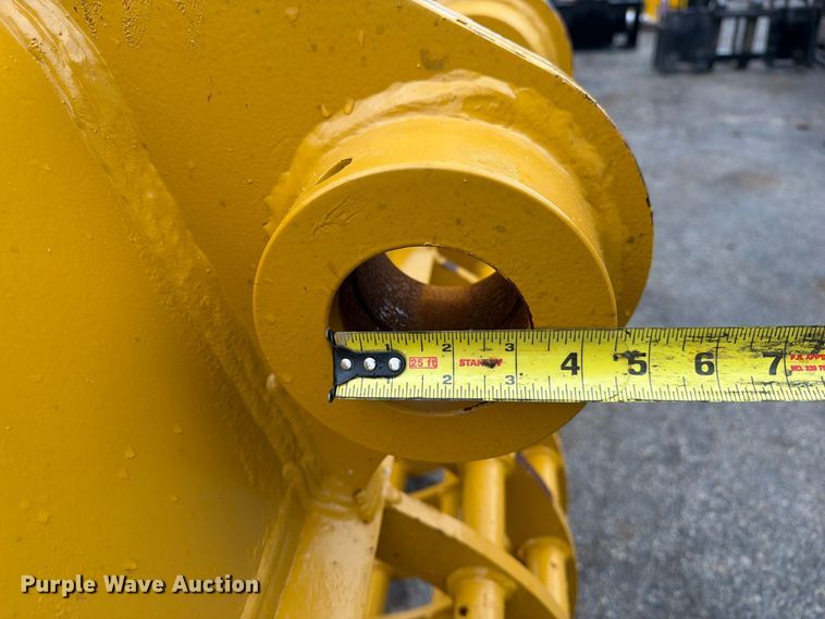 image for item DZ4929 Hardox BKT32048SKEL excavator rock bucket