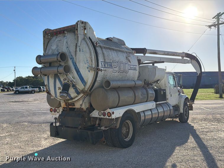 image for item DZ4937 1991 International 4900 sewer jetter truck