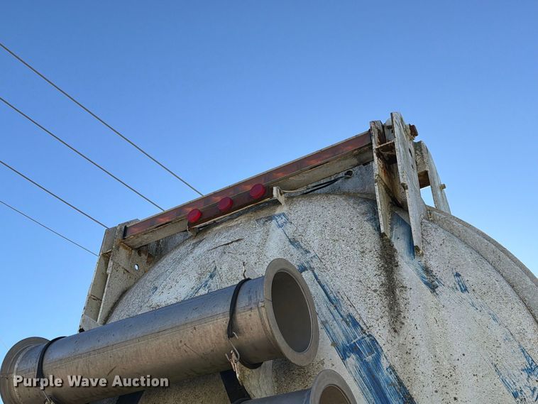 image for item DZ4937 1991 International 4900 sewer jetter truck