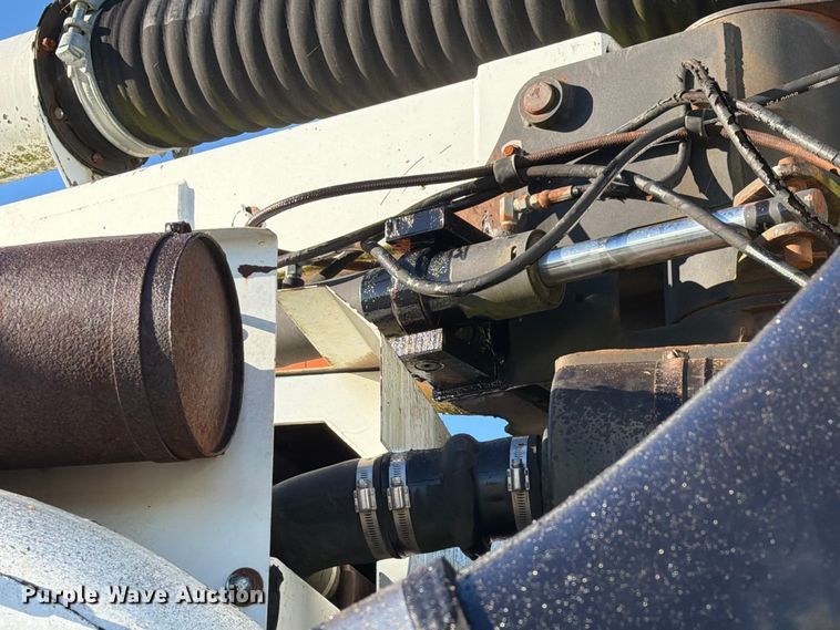 image for item DZ4937 1991 International 4900 sewer jetter truck