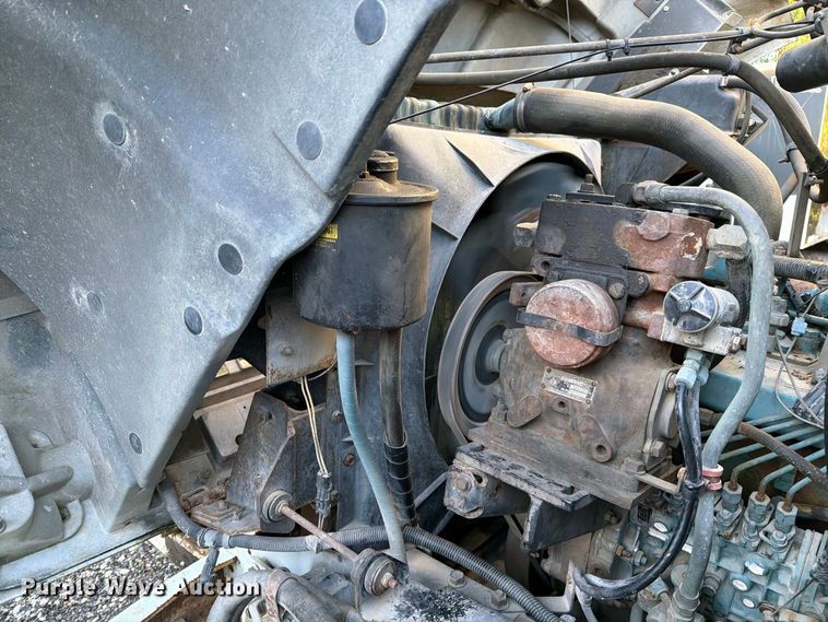 image for item DZ4937 1991 International 4900 sewer jetter truck