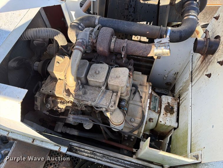 image for item DZ4937 1991 International 4900 sewer jetter truck