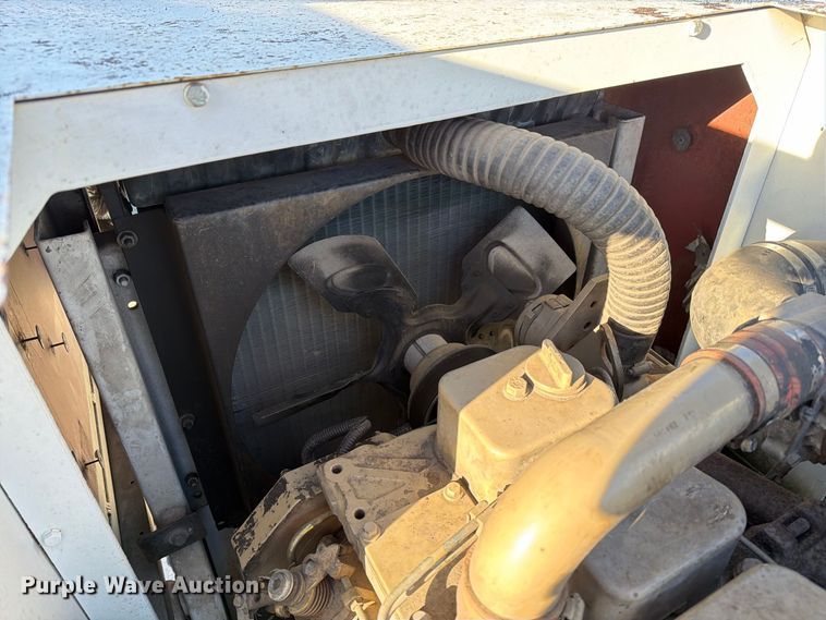 image for item DZ4937 1991 International 4900 sewer jetter truck