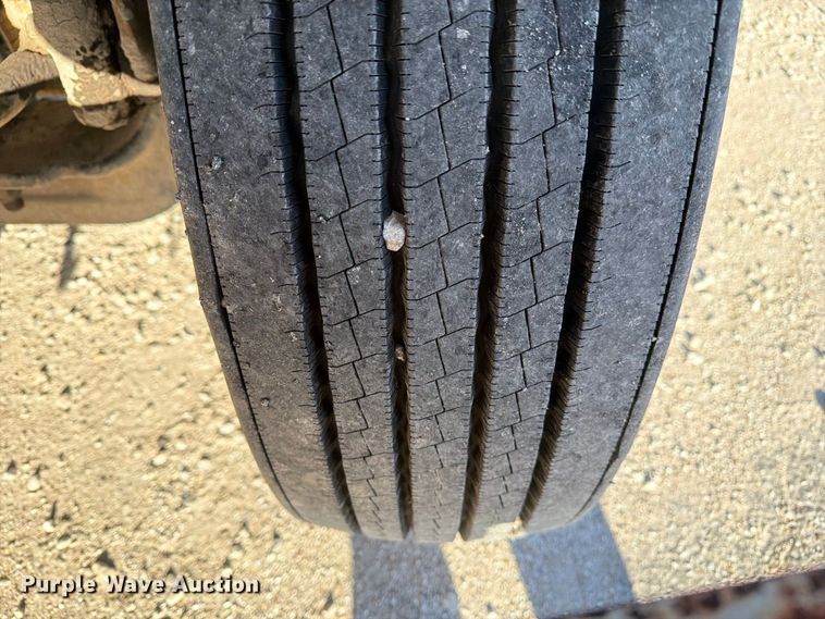 image for item DZ4937 1991 International 4900 sewer jetter truck