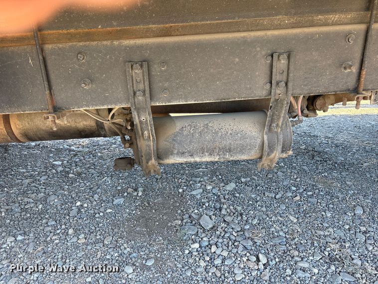 image for item EA0004 2005 Freightliner Business Class M2 flatbed truck with crash attenuator