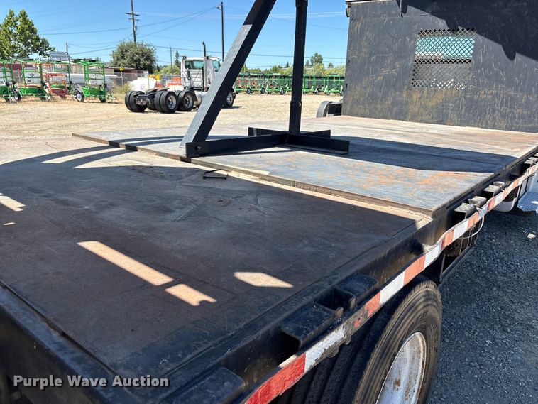 image for item EA0004 2005 Freightliner Business Class M2 flatbed truck with crash attenuator