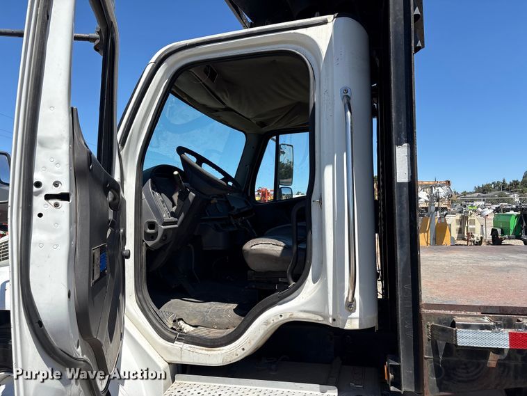 image for item EA0004 2005 Freightliner Business Class M2 flatbed truck with crash attenuator