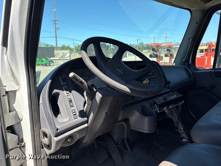 image for item EA0004 2005 Freightliner Business Class M2 flatbed truck with crash attenuator