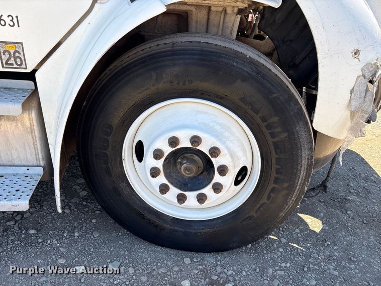 image for item EA0004 2005 Freightliner Business Class M2 flatbed truck with crash attenuator