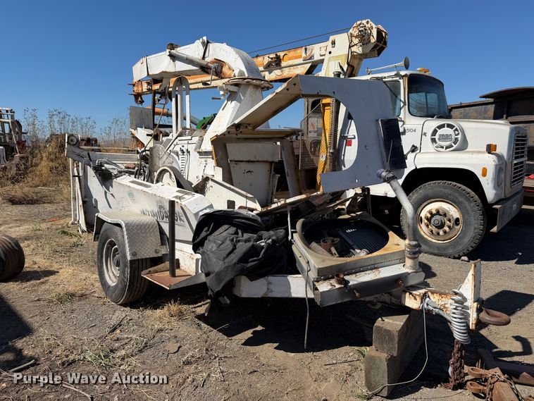 image for item EA0049 2005 Bandit 1590 wood chipper