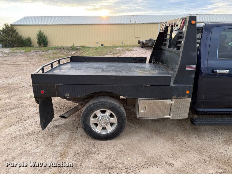 image for item EA0568 2012 Dodge Ram 3500 Crew Cab flatbed pickup truck