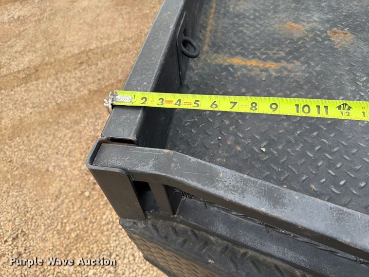 image for item EA0568 2012 Dodge Ram 3500 Crew Cab flatbed pickup truck