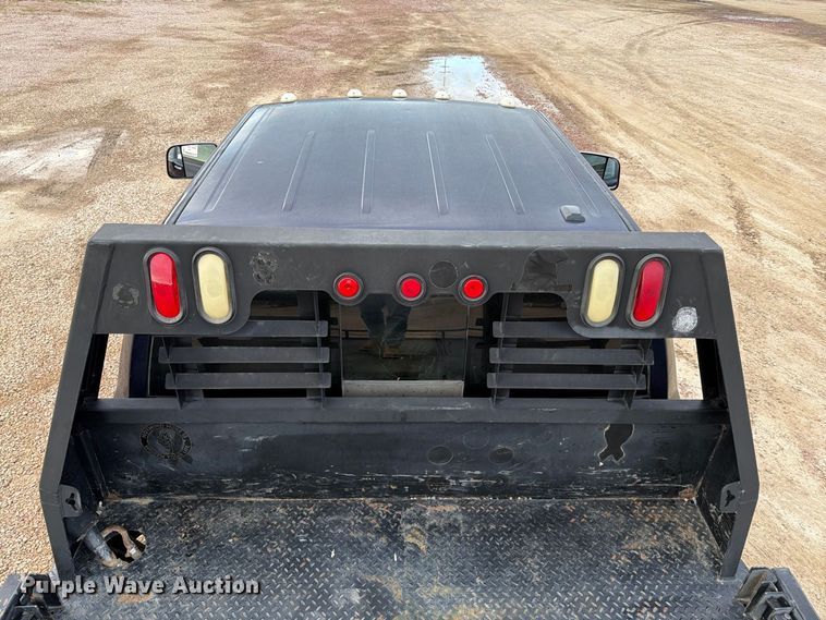 image for item EA0568 2012 Dodge Ram 3500 Crew Cab flatbed pickup truck