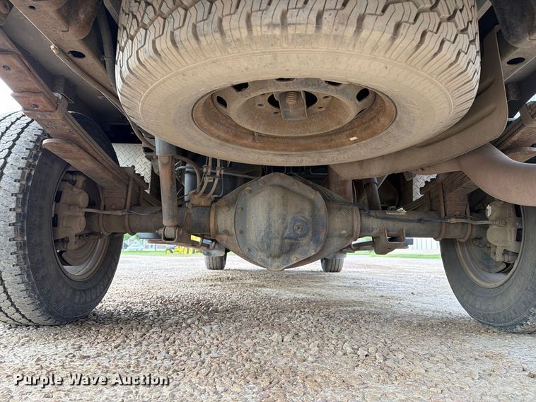 image for item EA0568 2012 Dodge Ram 3500 Crew Cab flatbed pickup truck