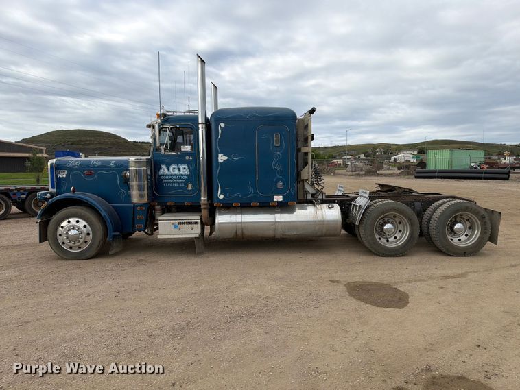 image for item EA0573 1984 Peterbilt 359 semi truck