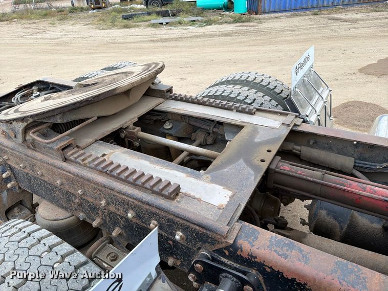 image for item EA0573 1984 Peterbilt 359 semi truck