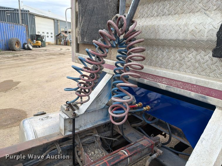 image for item EA0573 1984 Peterbilt 359 semi truck