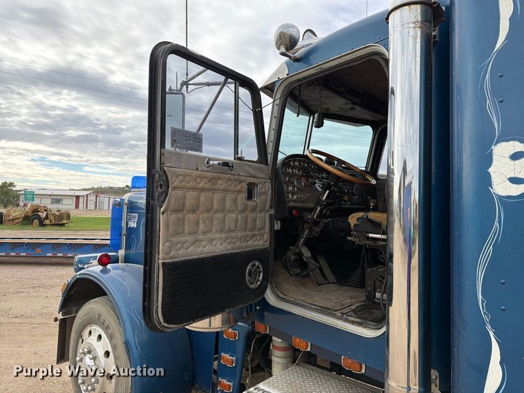 image for item EA0573 1984 Peterbilt 359 semi truck