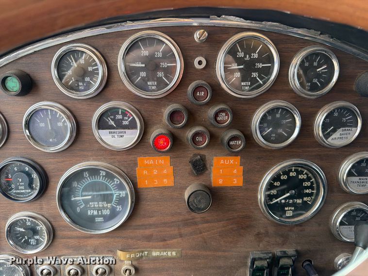 image for item EA0573 1984 Peterbilt 359 semi truck