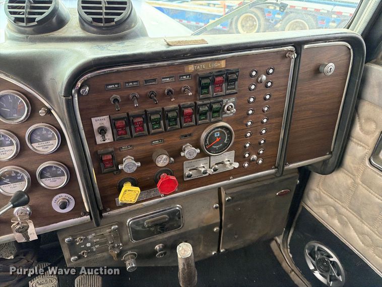 image for item EA0573 1984 Peterbilt 359 semi truck