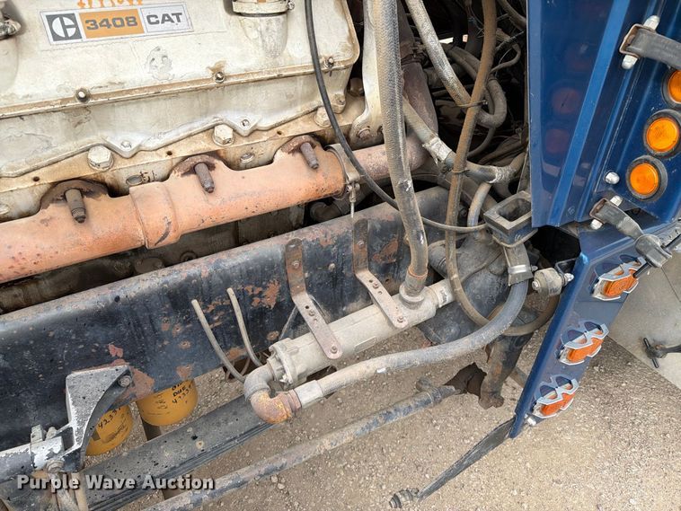 image for item EA0573 1984 Peterbilt 359 semi truck