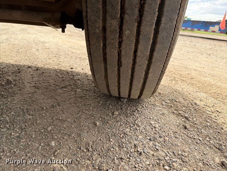 image for item EA0573 1984 Peterbilt 359 semi truck