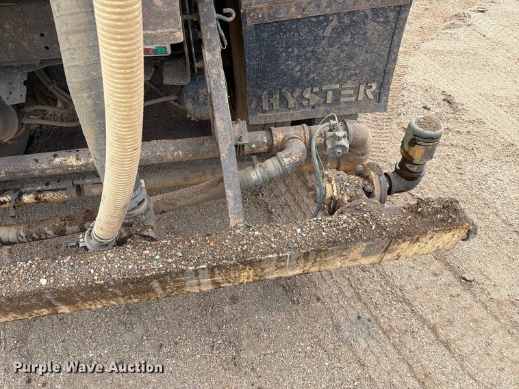 image for item EA0576 1989 Freightliner Conventional water truck