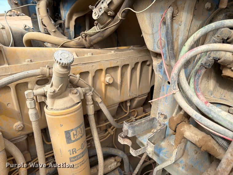 image for item EA0576 1989 Freightliner Conventional water truck
