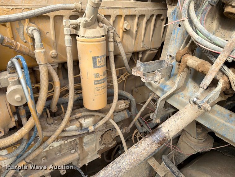 image for item EA0576 1989 Freightliner Conventional water truck
