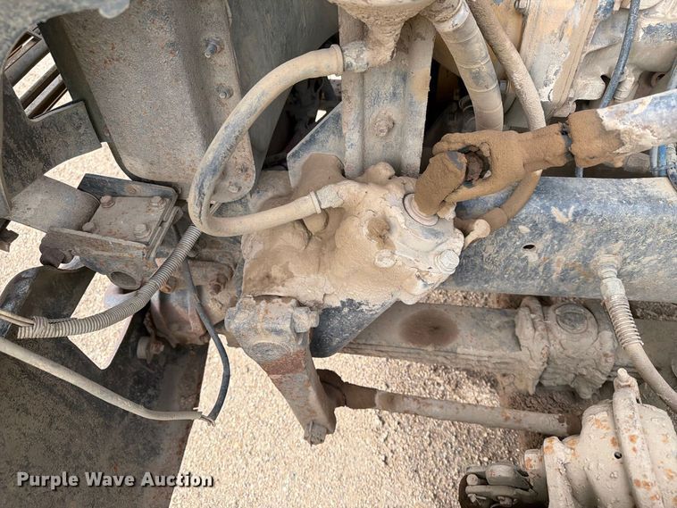 image for item EA0576 1989 Freightliner Conventional water truck