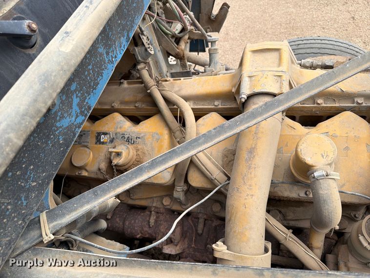 image for item EA0576 1989 Freightliner Conventional water truck