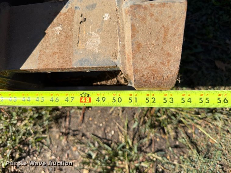 image for item EA0582 JRB 644K hydraulic quick coupler