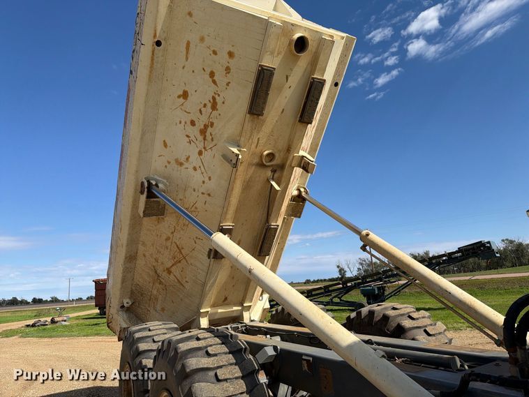 image for item EA0583 2001 Terex TA30 articulated haul truck