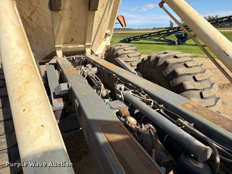 image for item EA0583 2001 Terex TA30 articulated haul truck