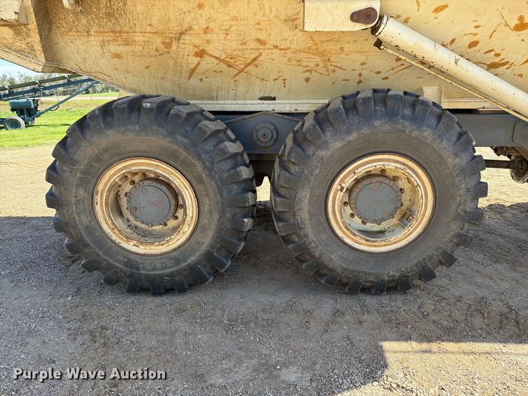 image for item EA0583 2001 Terex TA30 articulated haul truck