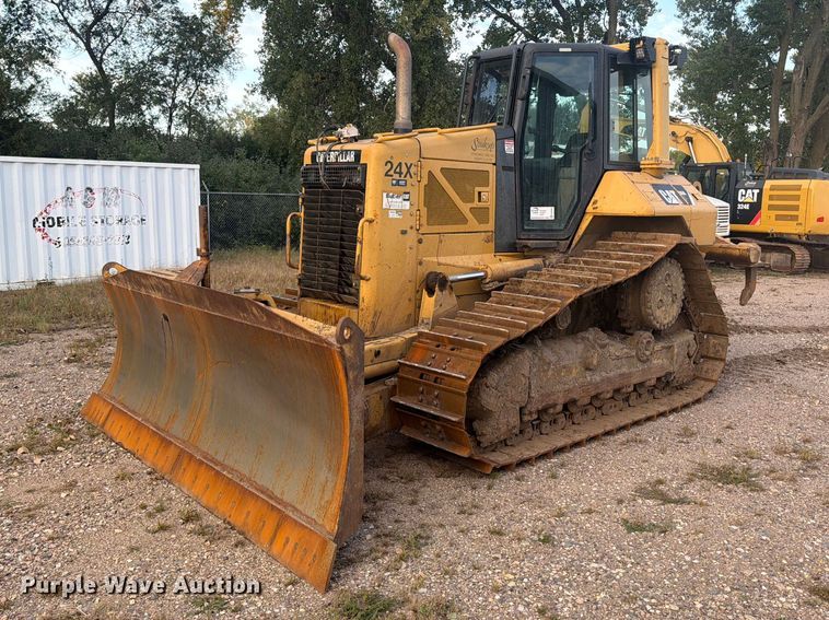 image for item EA0585 2008 Caterpillar D6N XL dozer