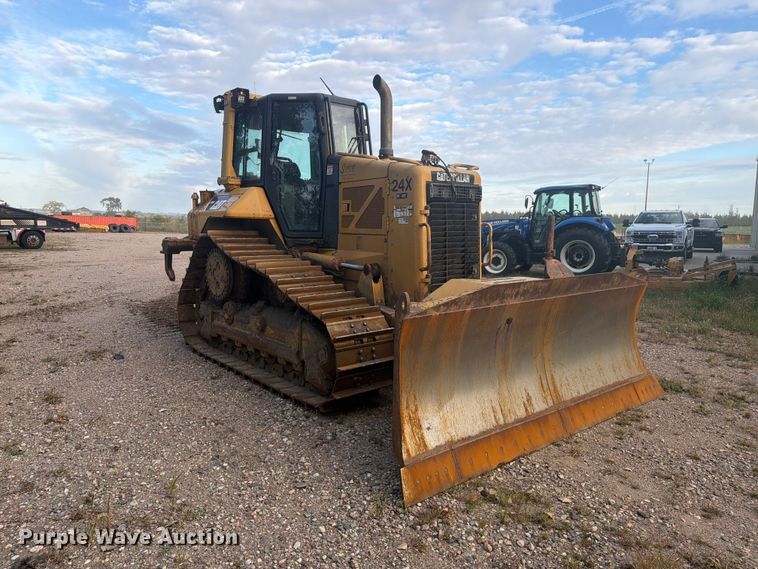 image for item EA0585 2008 Caterpillar D6N XL dozer