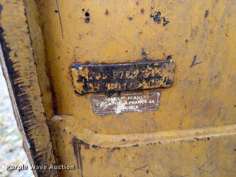 image for item EA0585 2008 Caterpillar D6N XL dozer