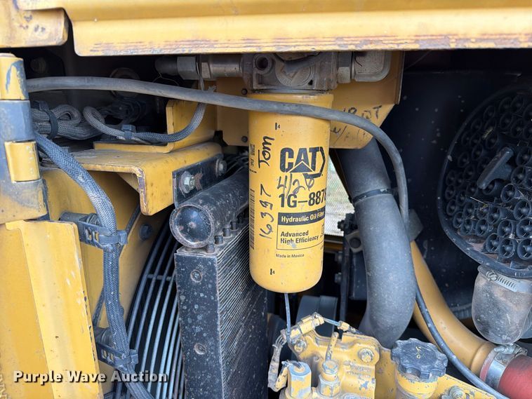 image for item EA0585 2008 Caterpillar D6N XL dozer