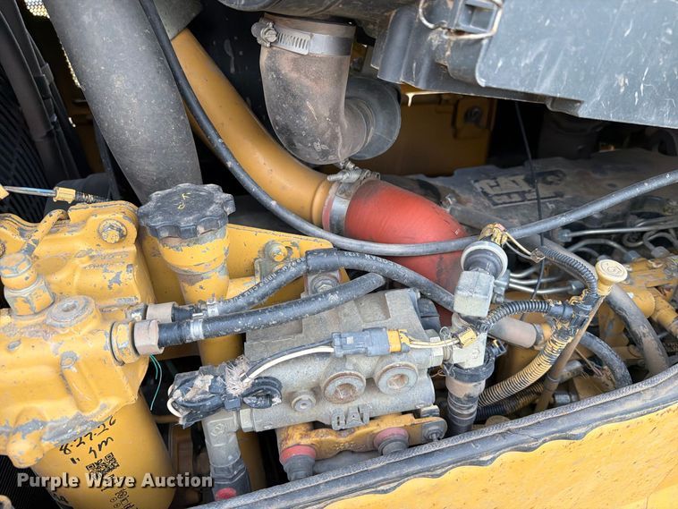 image for item EA0585 2008 Caterpillar D6N XL dozer